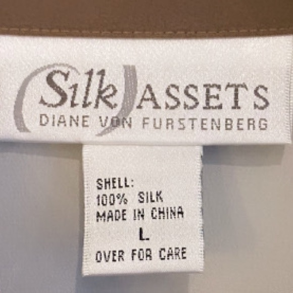 100% silk DIANE VON FURSTENBERG Silk Asset blouse - Picture 2 of 14
